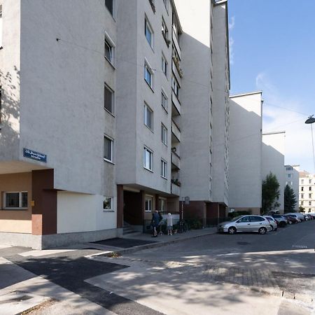 Two Bedrooms - 85 Squaremeters - 4 Min To U6 Dresdner Str Vienna Luaran gambar