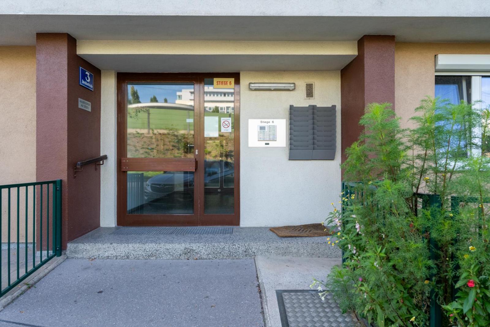 Two Bedrooms - 85 Squaremeters - 4 Min To U6 Dresdner Str Vienna Luaran gambar