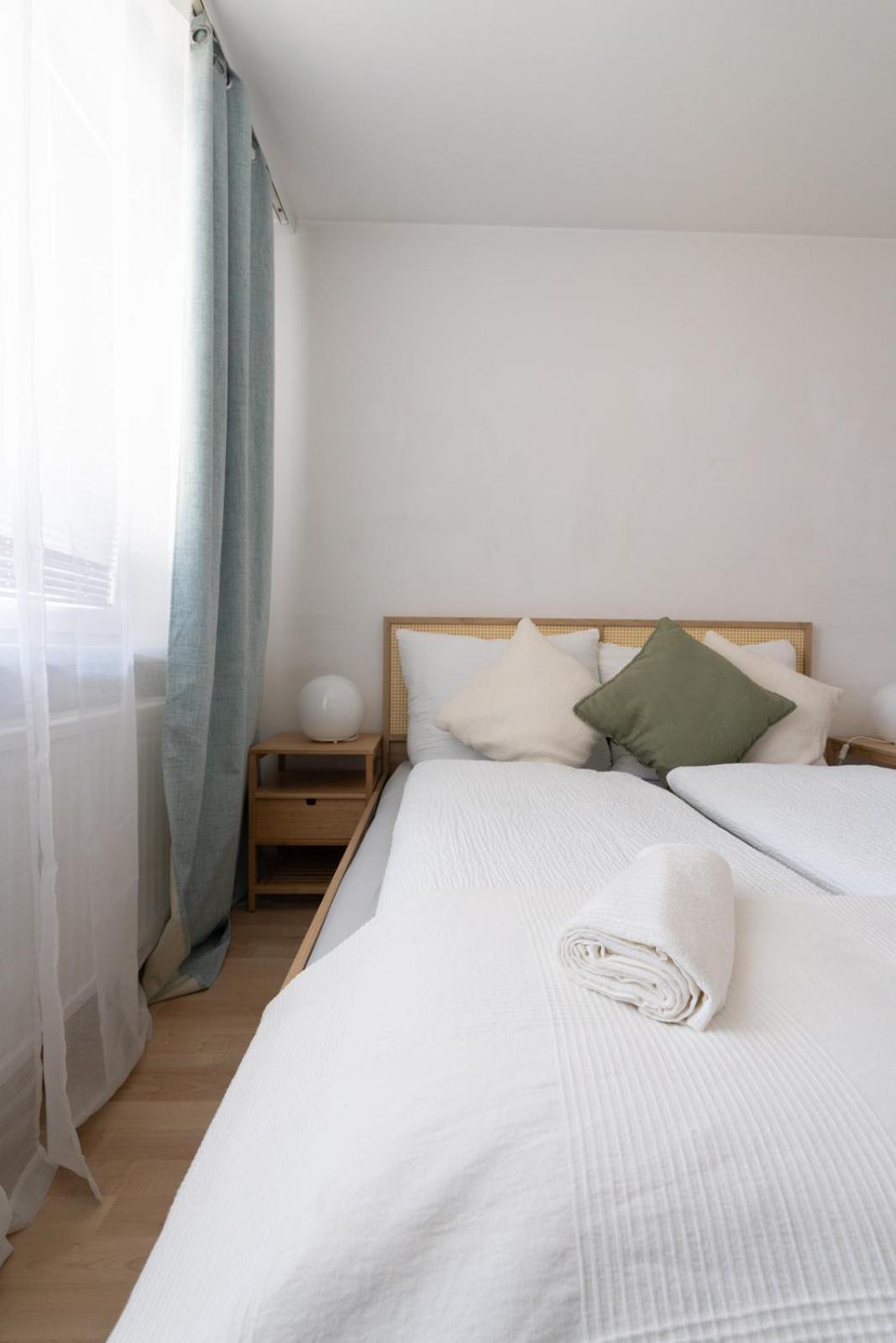 Two Bedrooms - 85 Squaremeters - 4 Min To U6 Dresdner Str Vienna Luaran gambar